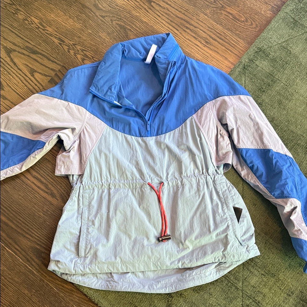 lululemon athletica Two-Tone Blue Lightweight Pullover Jacket